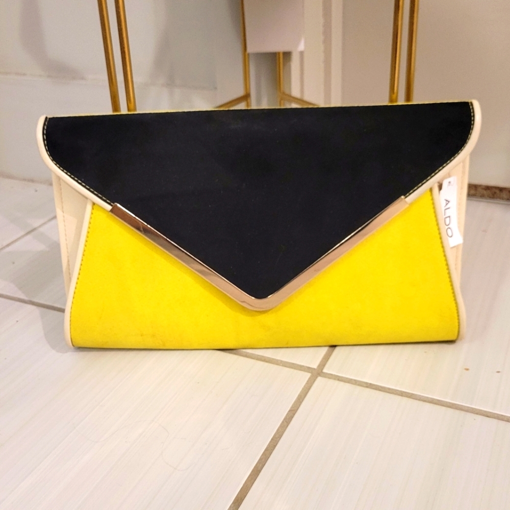 NWT Neon yellow Aldo clutch